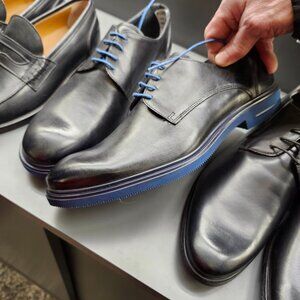 Mens shoes